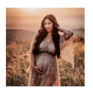 Maternity gown